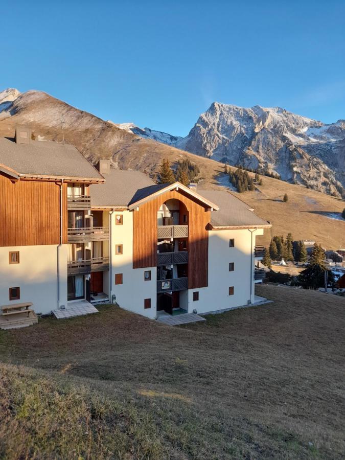 מניגו Appartement Au Coeur Des Aravis מראה חיצוני תמונה